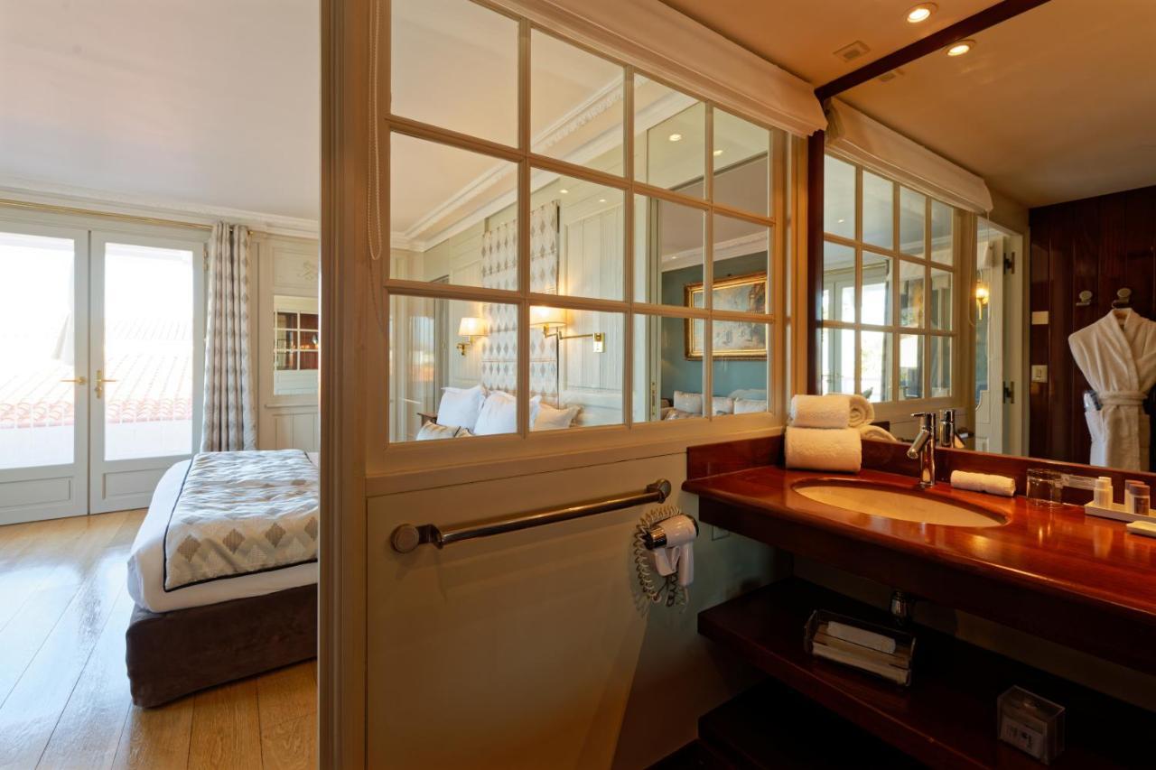 Hr Hotel-restaurant & Marin